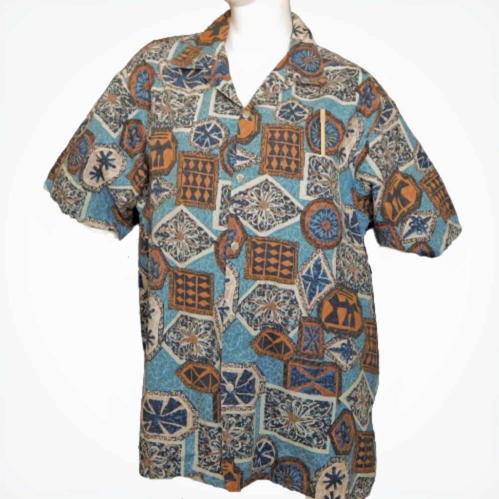 Vintage Go Barefoot Tapas XL Hawaiian Shield Camp Shirt Aloha USA